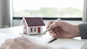 Immobilienmakler